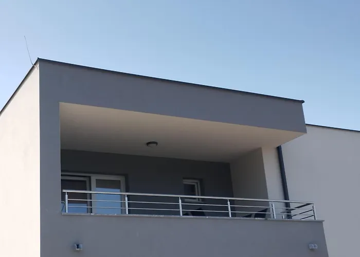 Intrada アパート *